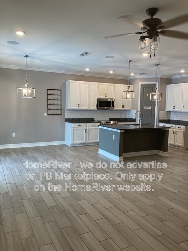 Parrish House: 12533 Ryegrass Loop