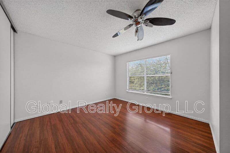 Converse House: 7702 Fairton Pl