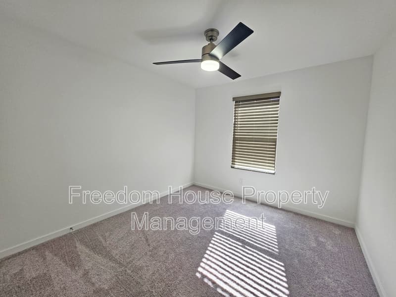 Pahrump House: 766 Makenna Rain Drive