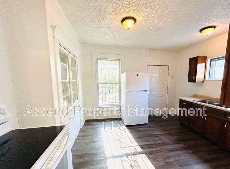 Chattanooga House: 1006 Rockway Dr