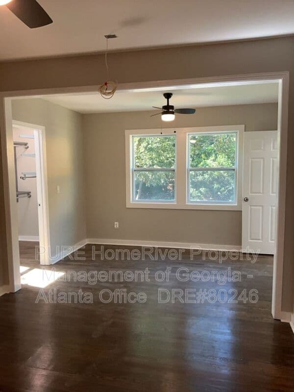 East Pt House: 2172 Ben Hill Rd