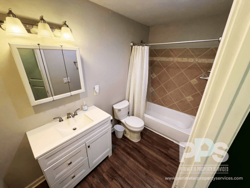 Atlanta House: 645 Charlotte Pl NW