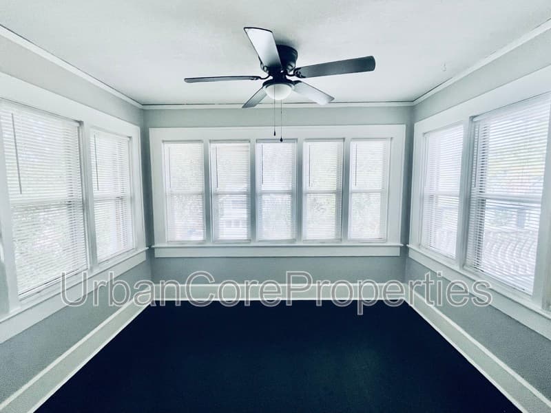 St. Petersburg Condo: 610 5th Ave N