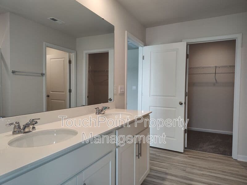 Monroe House: 529 Zermatt Court