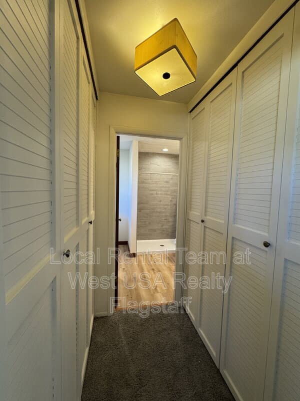 Flagstaff House: 422 E David Dr