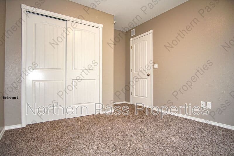 El Paso House: 14913 Tierra Isaiah