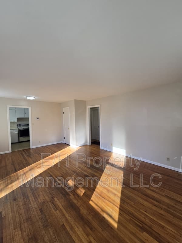 Wichita Condo: 1009 West Maple Street