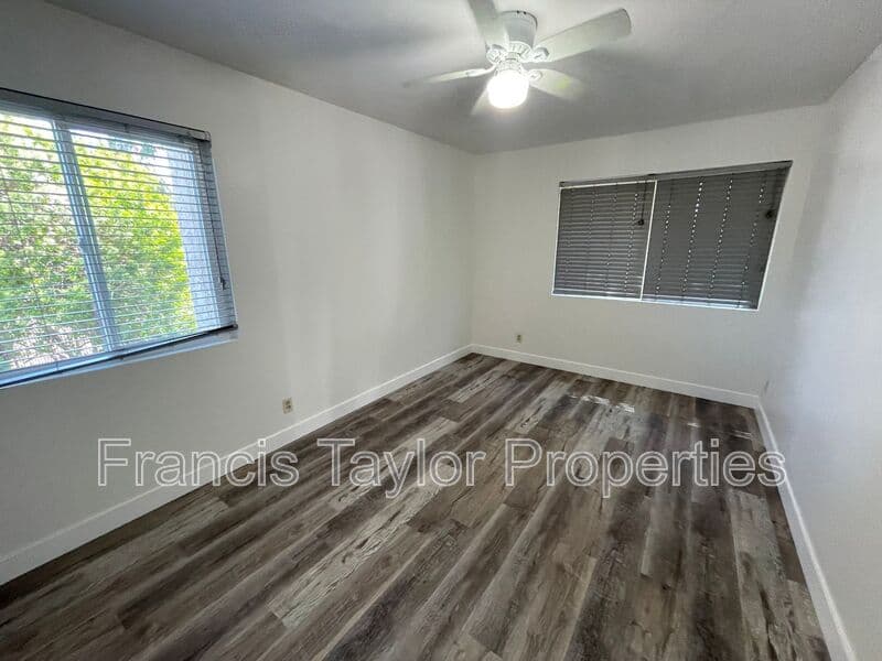 Escondido Condo: 1971 E. Washington Avenue