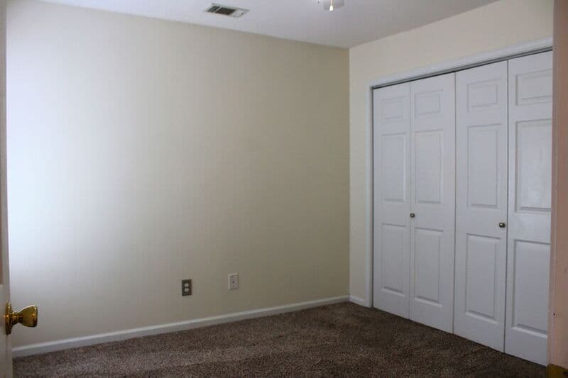 Pooler House: 132 Bluelake Blvd