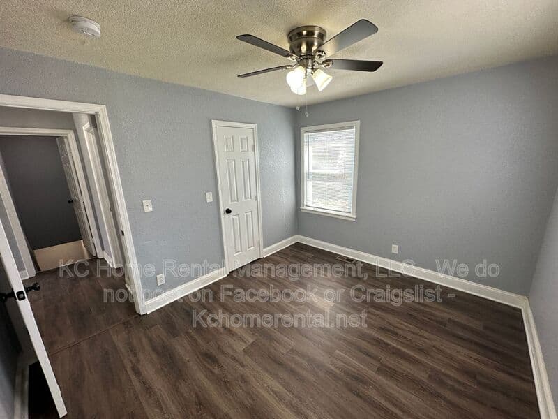 Kansas City House: 5411 Park Ave