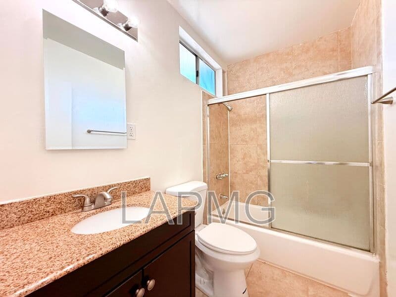 Los Angeles House: 1029 N. Ardmore Avenue