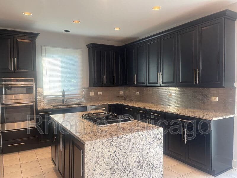 Carol Stream House: 1034 Idaho St.