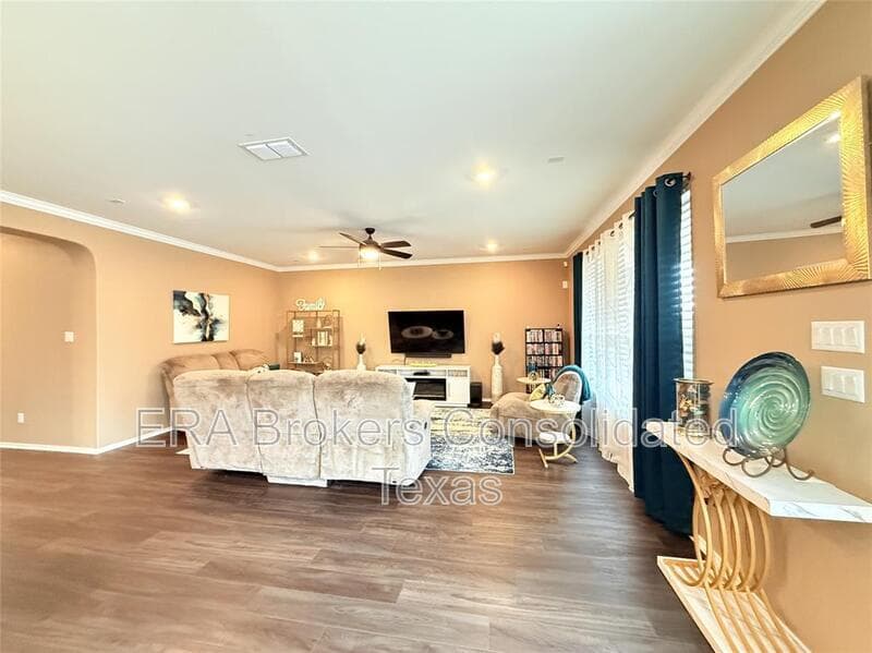 Round Rock House: 4644 Padula Drive