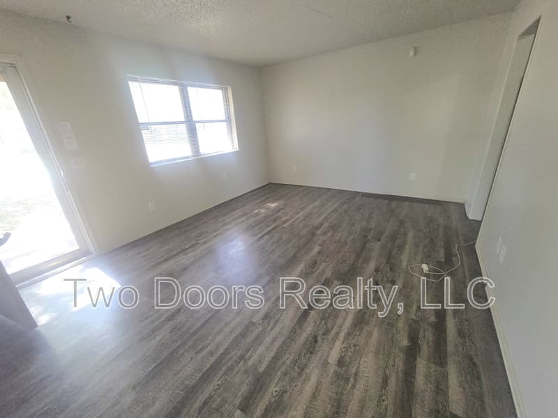 Oklahoma City House: 729 Northeast 37th Street