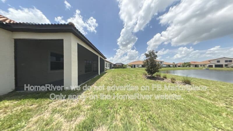 Wimauma House: 5326 Kelper Hook Ct