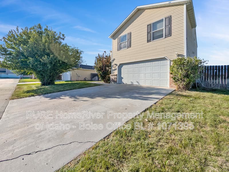 Caldwell House: 13822 Mesa St