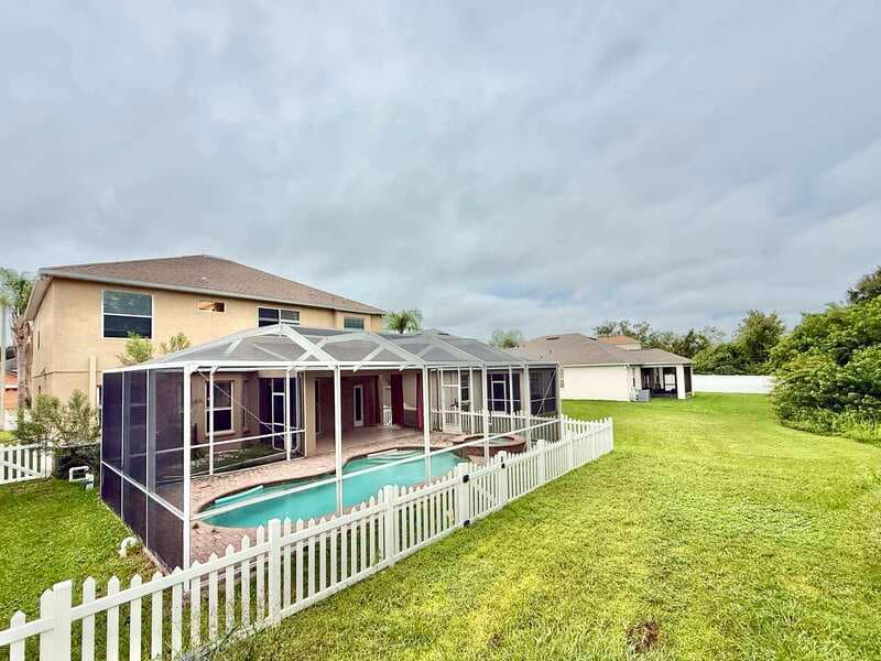 Riverview House: 11335 Village Brook Drive