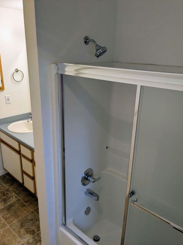 Tualatin Townhome: 17987 SW 115th Ave
