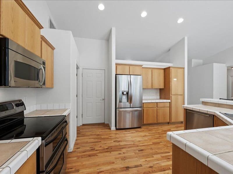 Kennewick House: 4009 S Palouse St