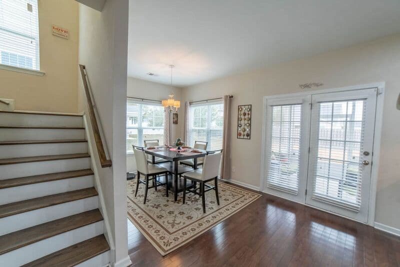 Pooler House: 341 Casey Dr