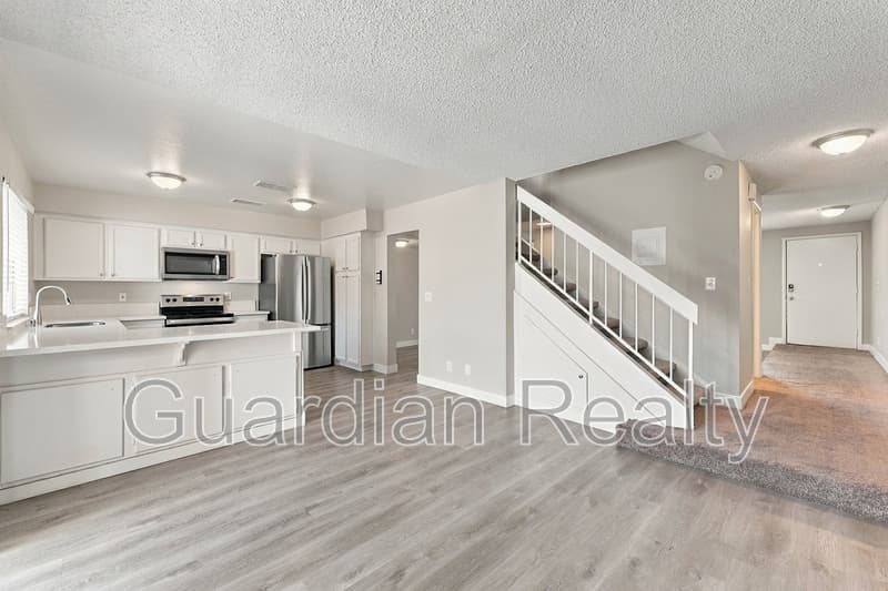 Las Vegas Townhome: 3251 Longford Way