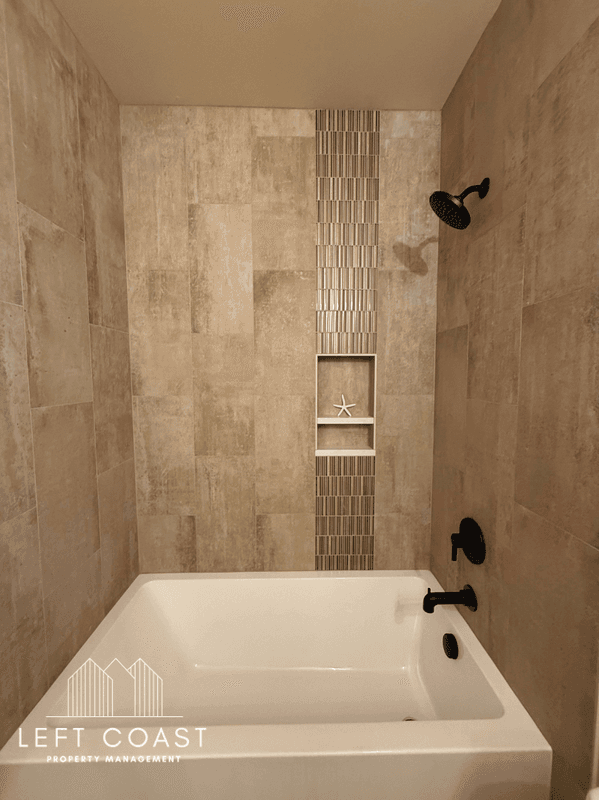 Newport Condo: 811-829 SW 13th Street - 815