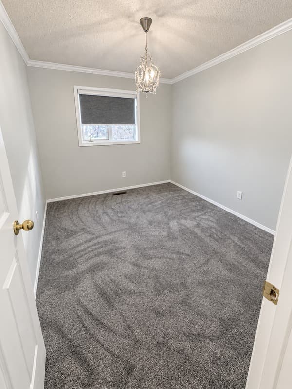 Edmonton House: 4711 43 Avenue NW
