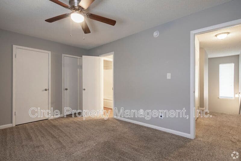 Huntsville Apartment: 2021 Highridge Drive SW
