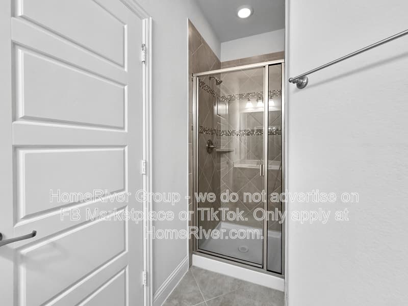 Keller House: 3000 Crestwater Rdg