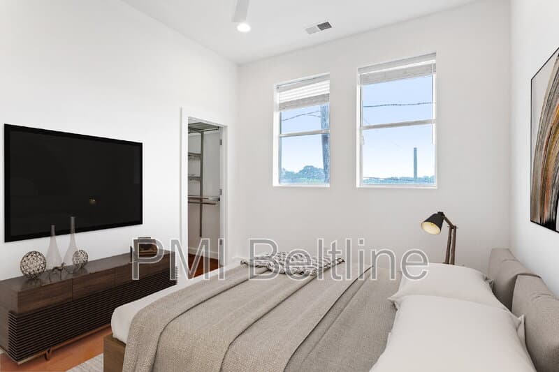 Atlanta Townhome: 988 Dekalb Ave NE