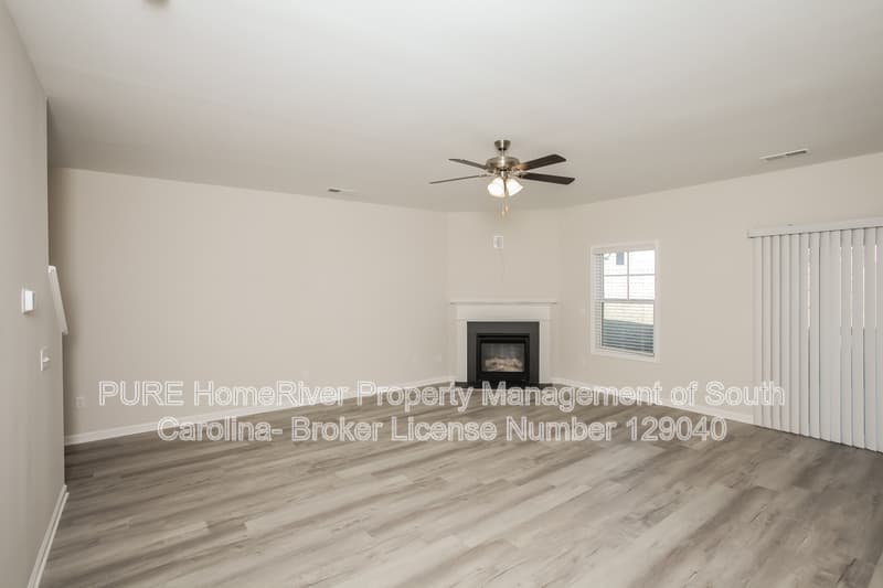 Chapin House: 509 Mitscher Way