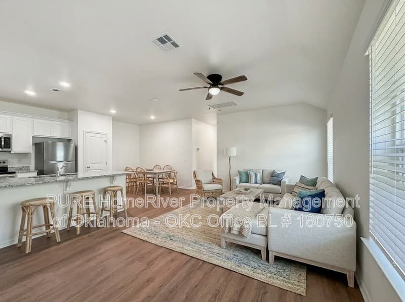 YUKON Condo: 10626 SW 16TH TER