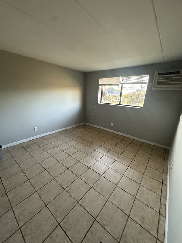 Darby Condo: 416 South 4th Street - A3
