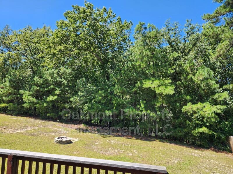 Fayetteville House: 3929 Eastdale Drive