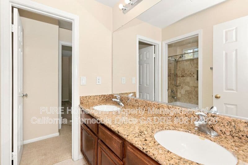 Temecula House: 41716 Monterey Pl