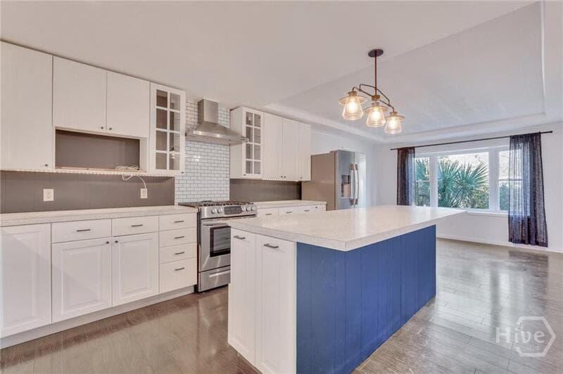 Savannah House: 2337 Shirley Drive