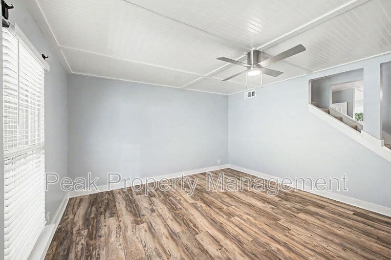 Nashville Condo: 210 Old Hickory Blvd