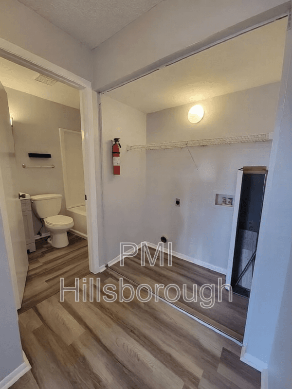 Brandon House: 914 Burlwood Street
