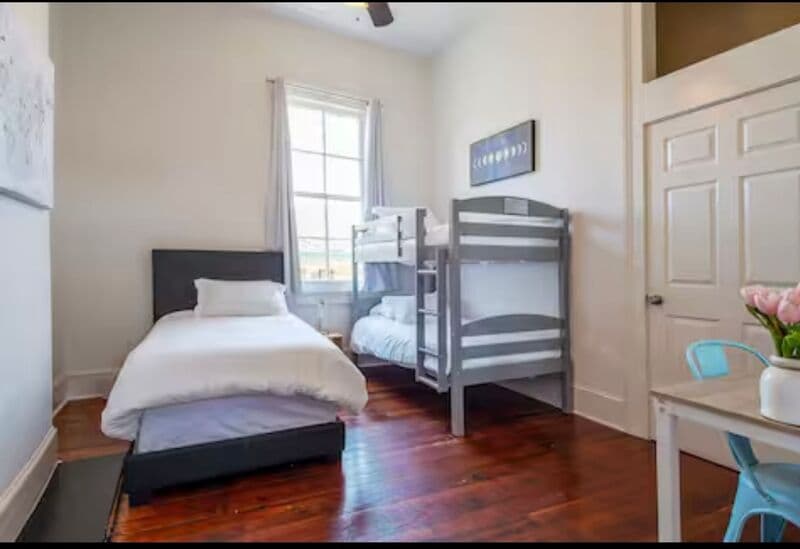 New Orleans Condo: 1915 Philip St.