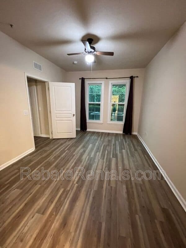 Jacksonville Condo: 8290 Gate Parkway West
