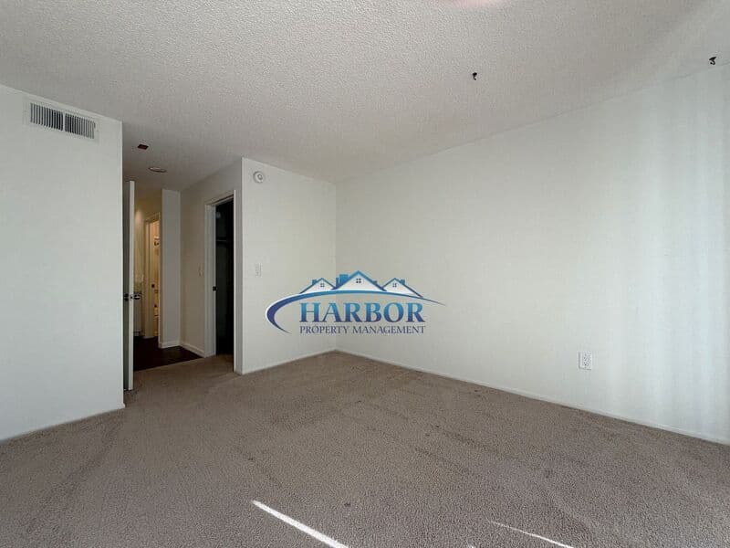 San Pedro Condo: 1380 W Capitol Drive