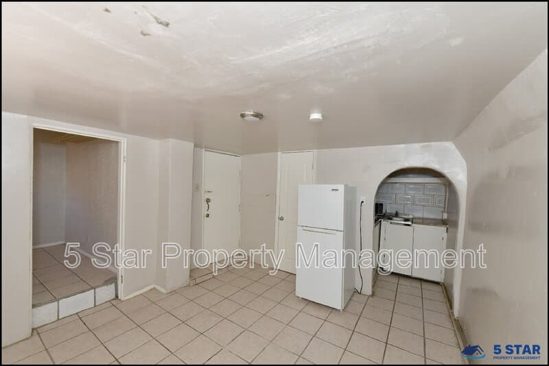 El Paso Condo: 1114 El Paso Street