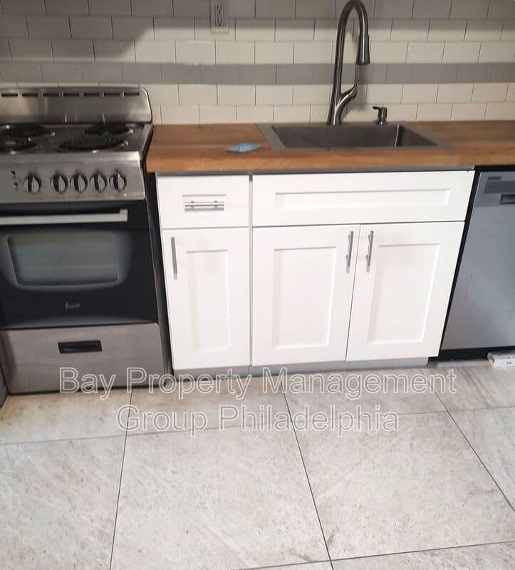 Philadelphia Condo: 1003 S 13th St