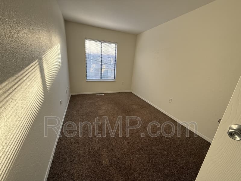 Mt Pleasant Townhome: 1825 S Crawford - Unit B06