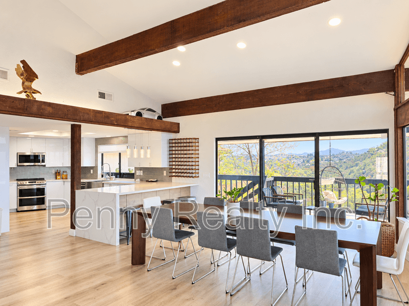 Escondido House: 9603 Indian Creek Way