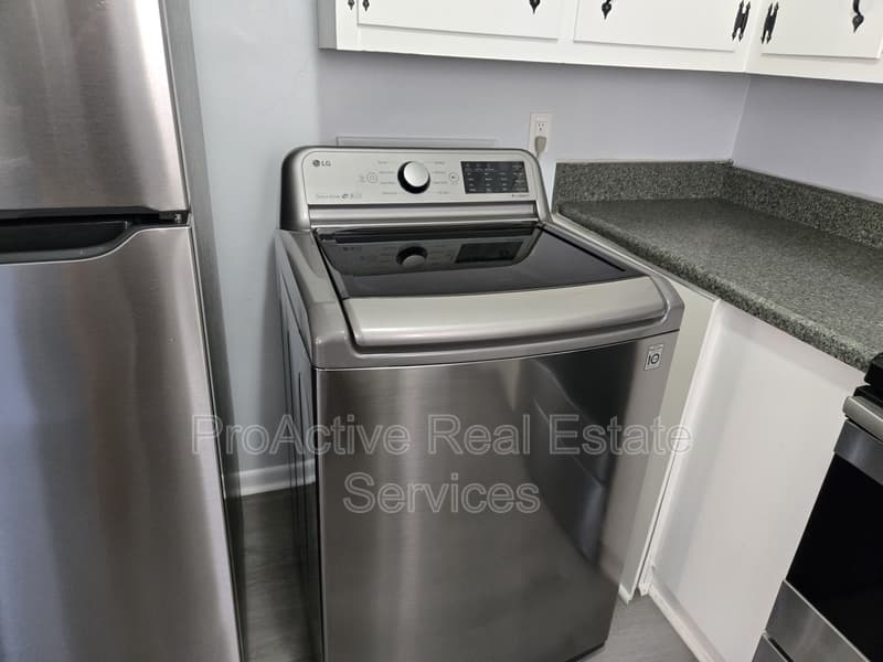 Norfolk Condo: 3875 Wake Circle - B