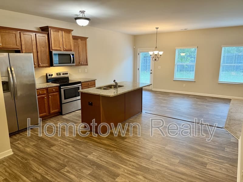 McDonough House: 785 Galveston Way