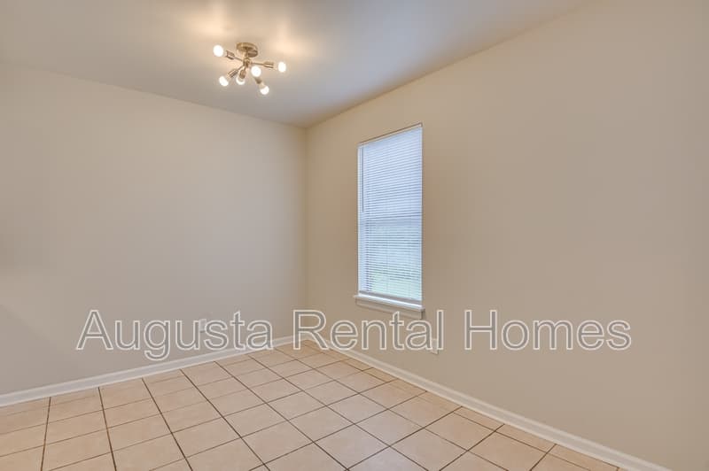 North Augusta Condo: 169 Chalet North Court
