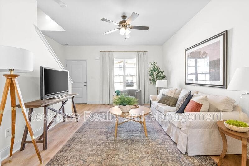 Clarksville Townhome: 940 Britton Springs Road
