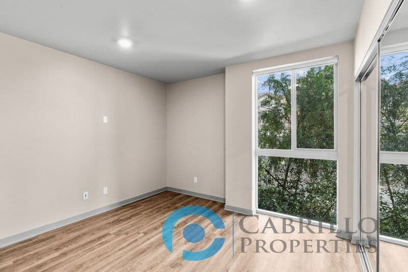 San Diego Condo: 3093 Broadway